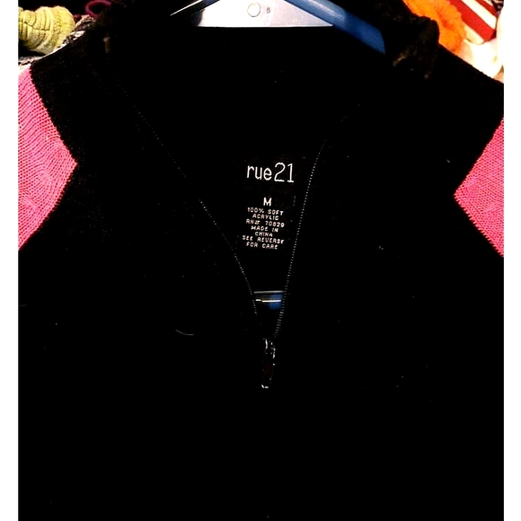 Girls Sweater - Picture 2 of 2